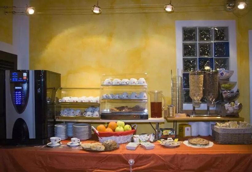 酒店 Rinaldo Apartments