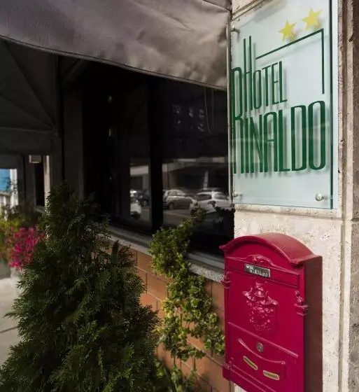 酒店 Rinaldo Apartments