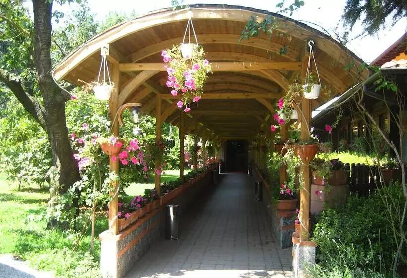 酒店 Ristorante La Perla