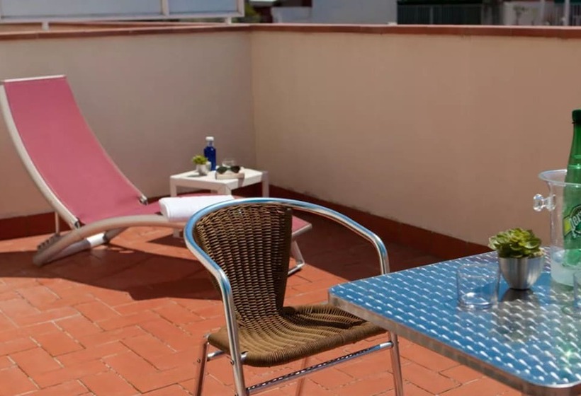 هتل Sagrada Familia