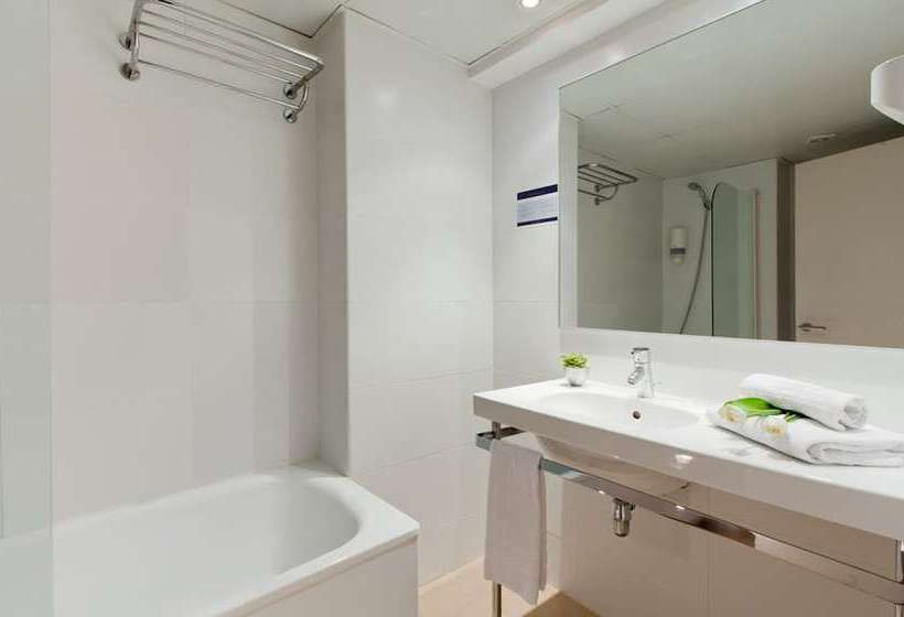 هتل Sagrada Familia