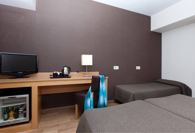 هتل Sagrada Familia