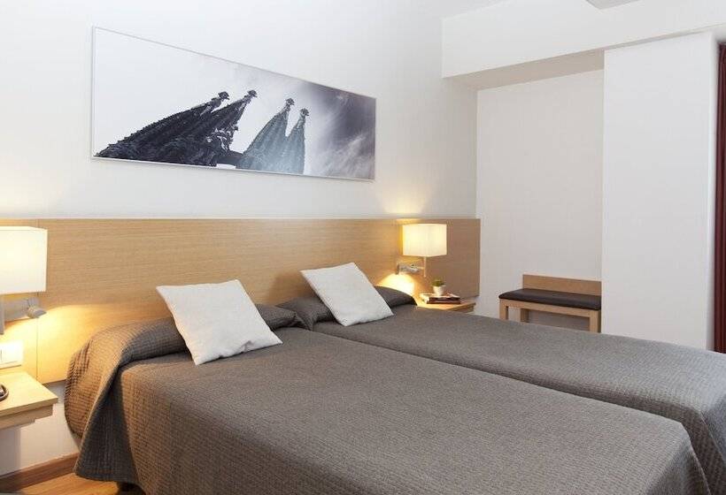 هتل Sagrada Familia