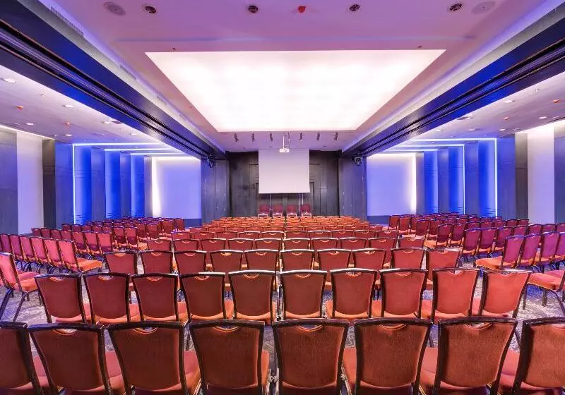 Hotell Sheraton Bucharest