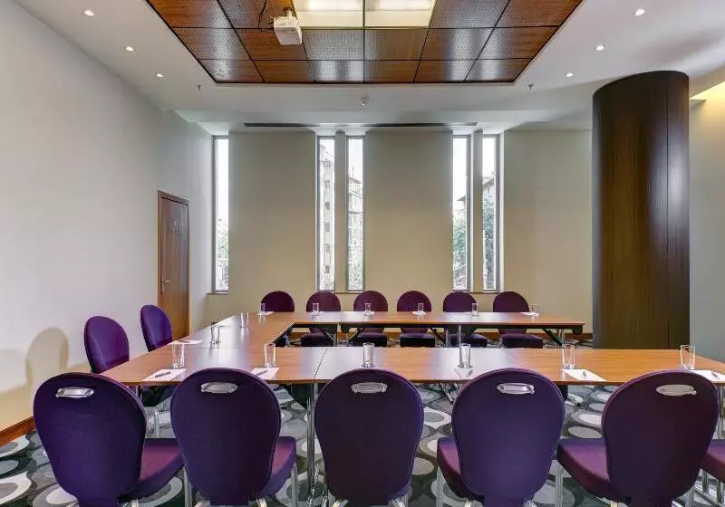 Hotell Sheraton Bucharest