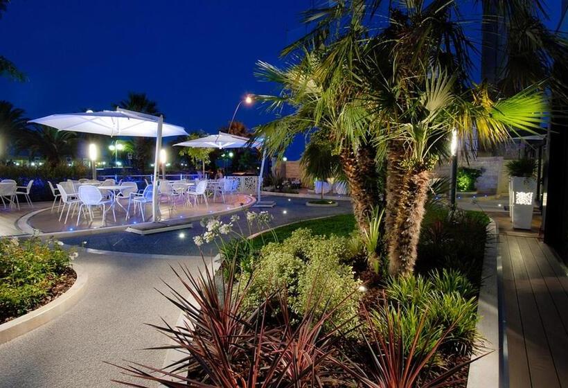 Отель Continental