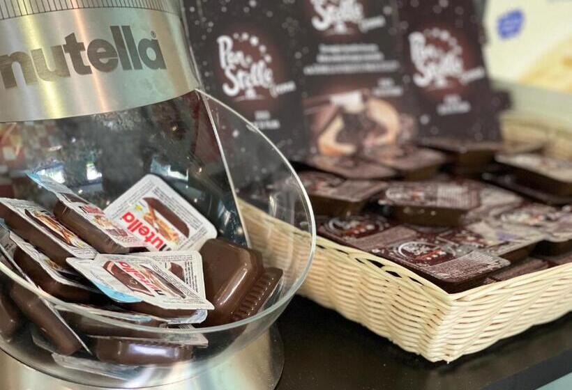 Отель Continental