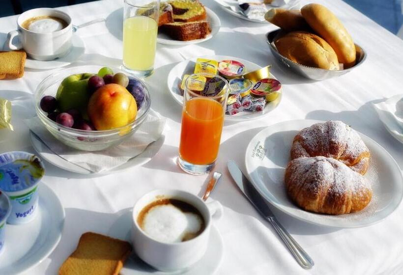 Отель Continental