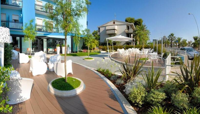 Отель Continental