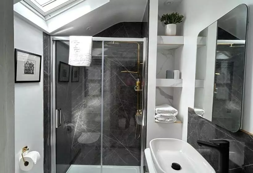 پانسیون Baytree House