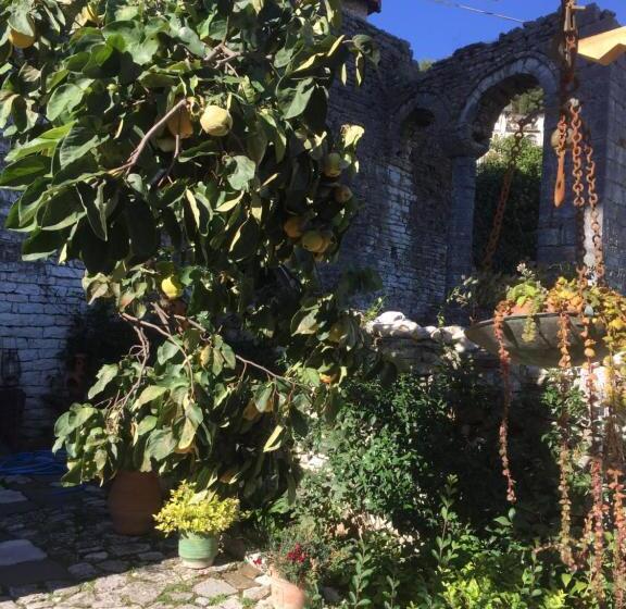 膳宿费 Konaku Guest House