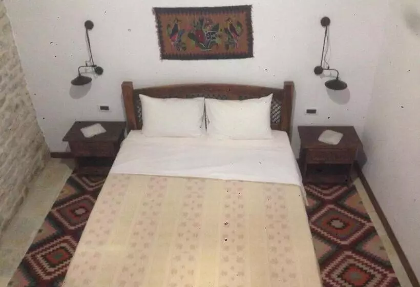 ペンション Konaku Guest House