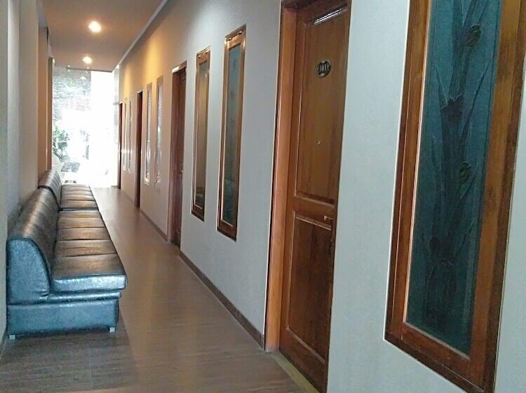 פנסיון Malang City Boulevard Homestay