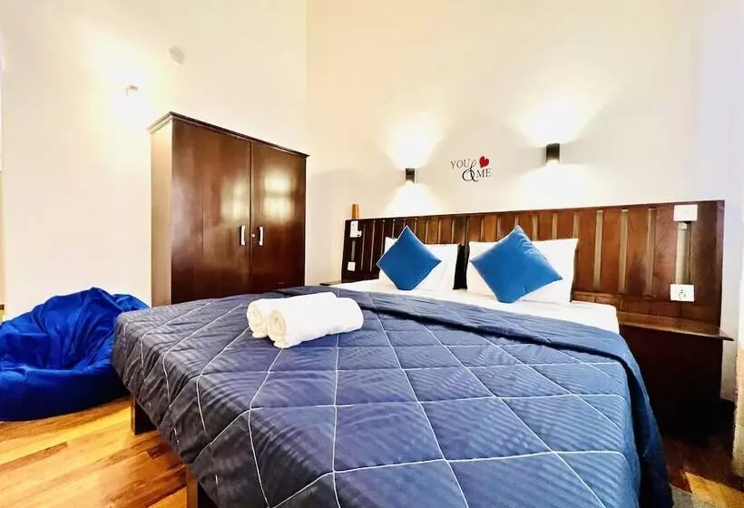 هتل Cozy Sea View Inn