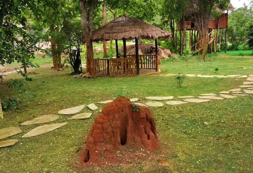 ホテル La Pentera