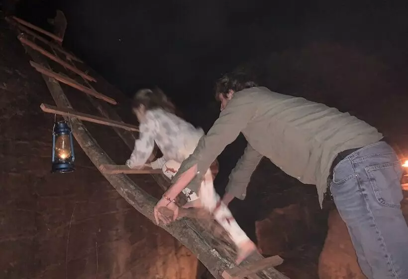 ホテル La Pentera