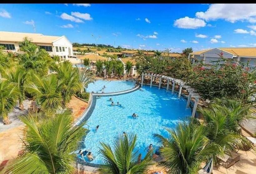 בית מלון כפרי Lacqua Diroma Rm Hospedagem