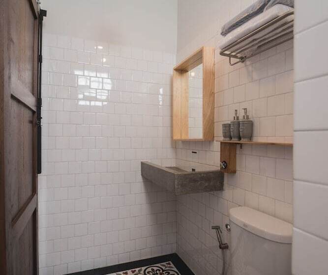 酒店 Chernchan Hostel