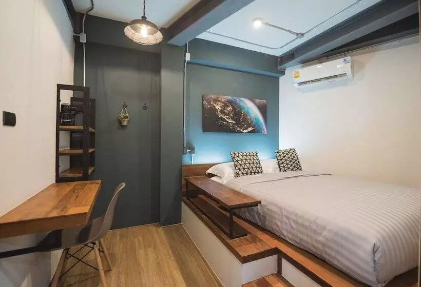 هتل Chernchan Hostel