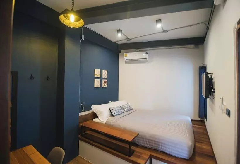 هتل Chernchan Hostel