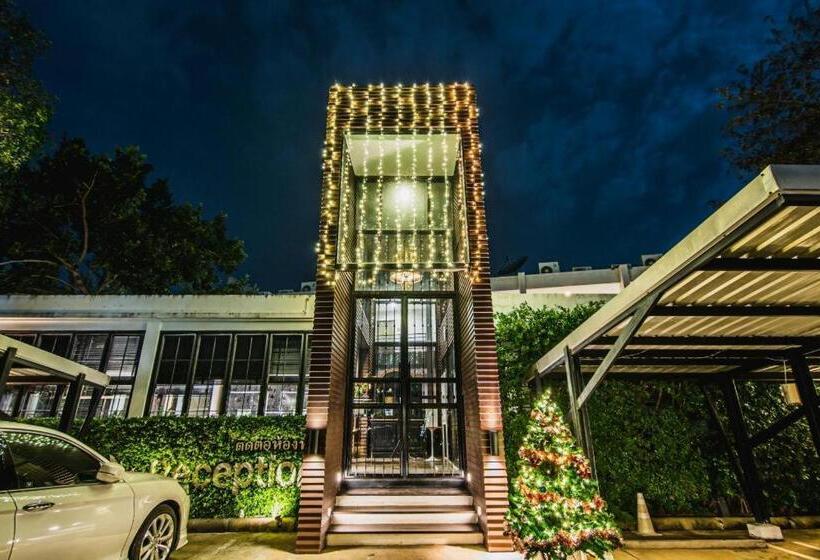 Hotel Lumphawa Amphawa