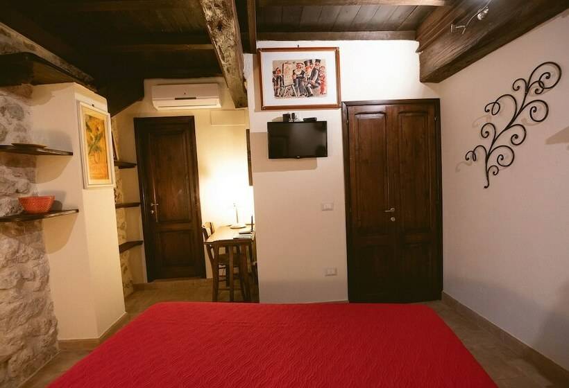 בית מלון כפרי Nenà Al Borgo Castello