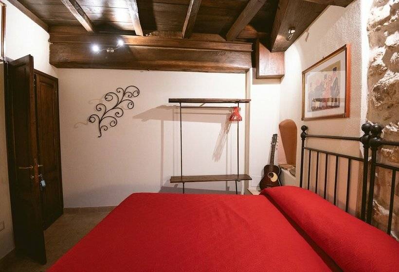 בית מלון כפרי Nenà Al Borgo Castello