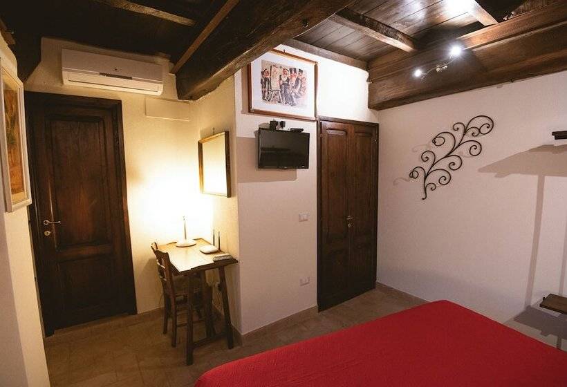 בית מלון כפרי Nenà Al Borgo Castello