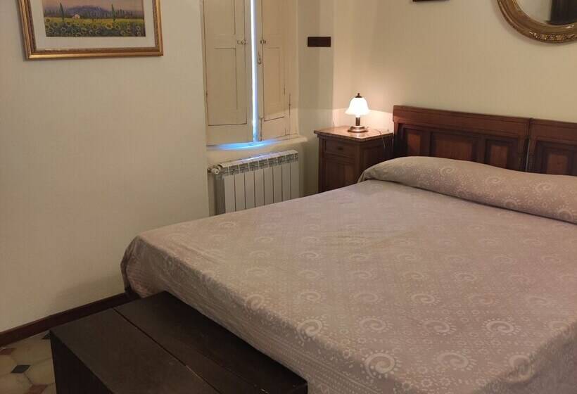 בית מלון כפרי Nenà Al Borgo Castello