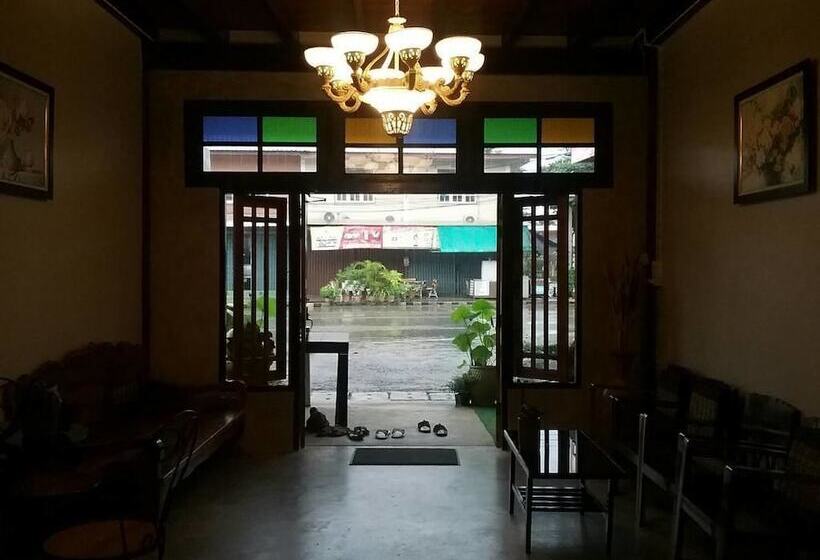 فندق Sawang Guesthouse