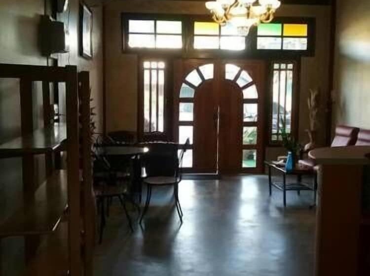 فندق Sawang Guesthouse