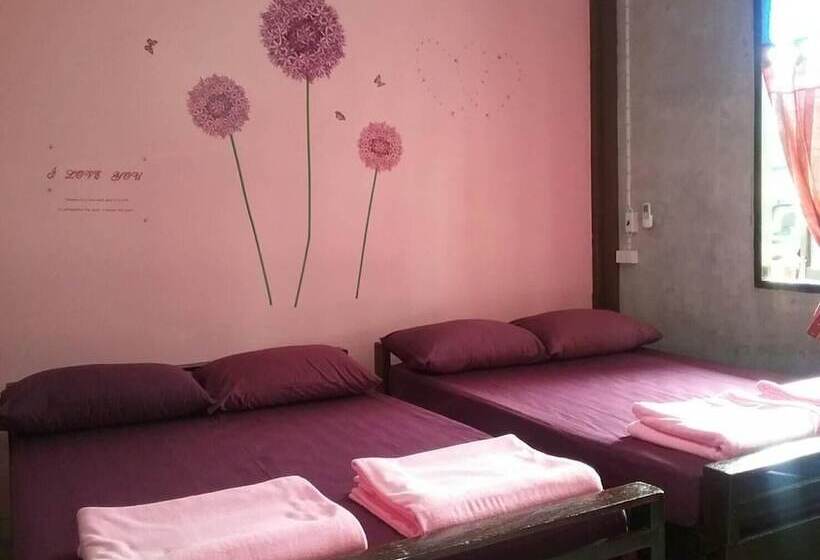 فندق Sawang Guesthouse