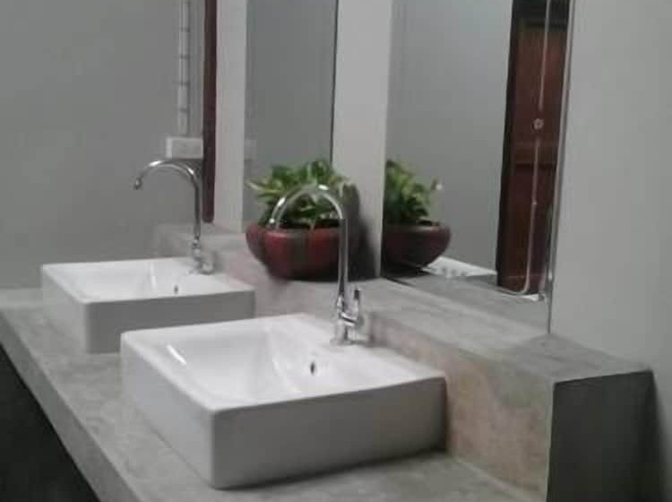 فندق Sawang Guesthouse