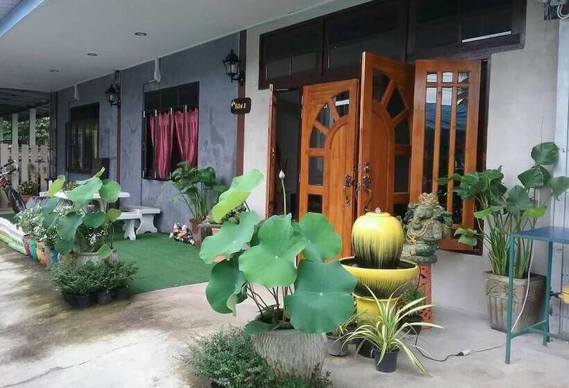 فندق Sawang Guesthouse