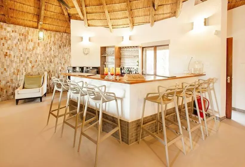 Hotelli Tambuti Lodge