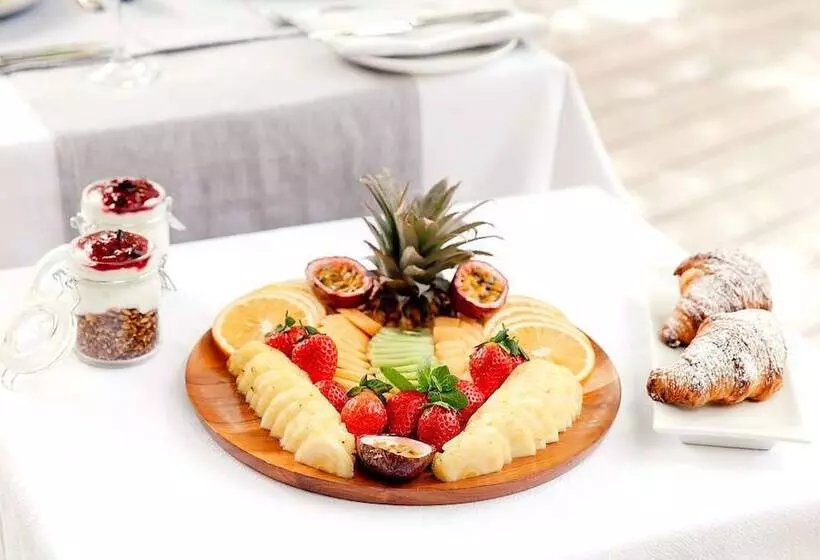 Hotelli Tambuti Lodge