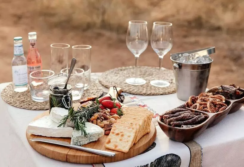 Hotelli Tambuti Lodge