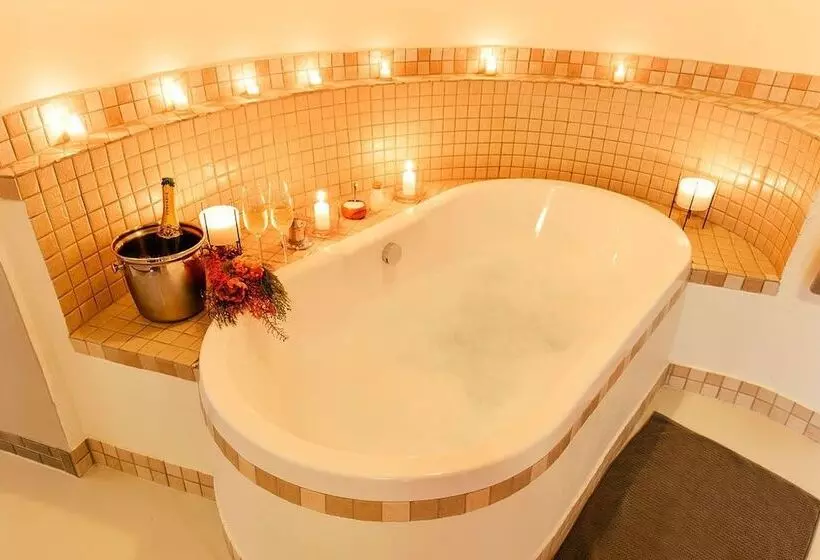 Hotelli Tambuti Lodge