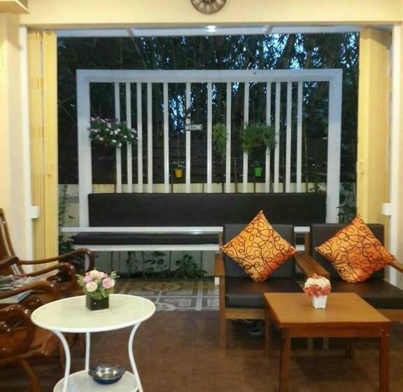 בית מלון כפרי The Nine Mansion