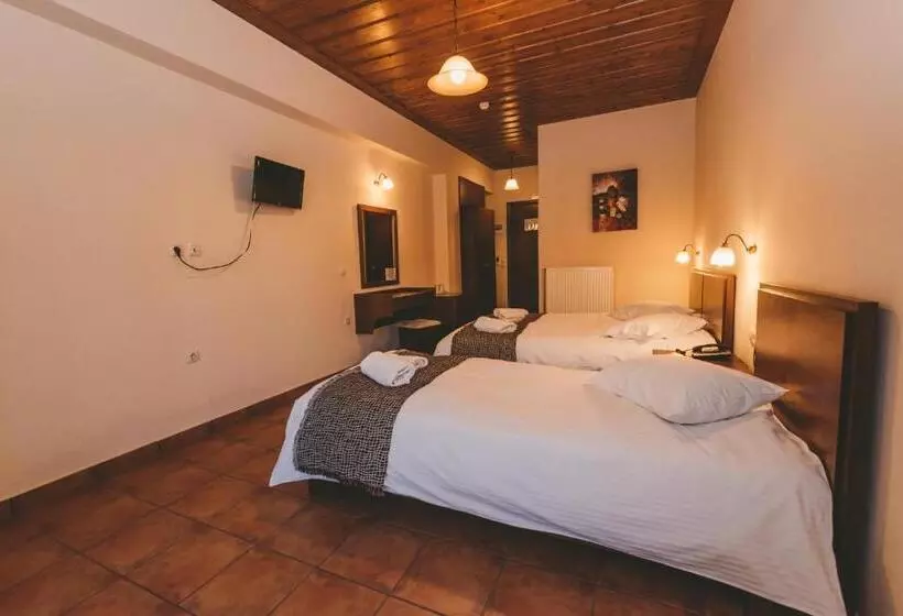 Hotelli Thea Mainalou