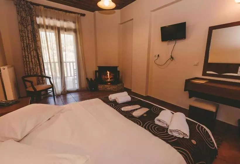 Hotelli Thea Mainalou