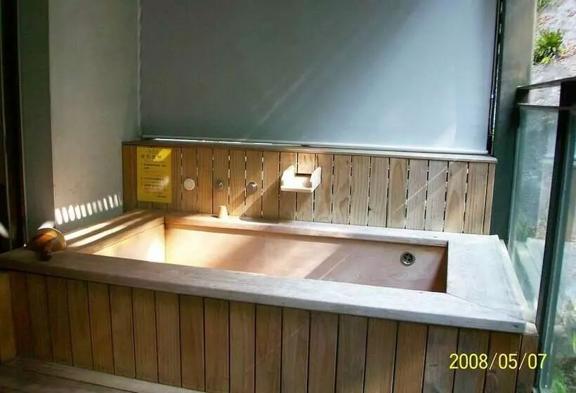 هتل Tsauing Spa Vacation