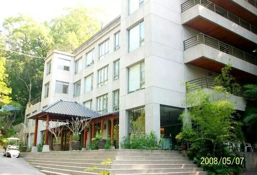 هتل Tsauing Spa Vacation