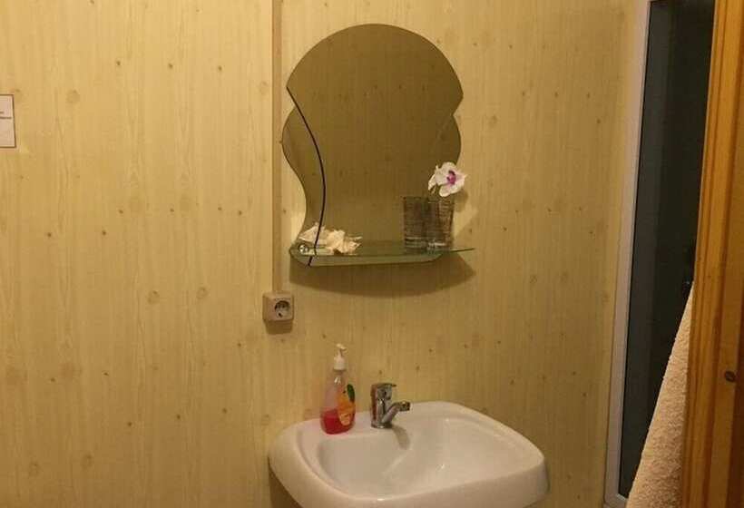 בית מלון כפרי Vladimirski Hutorok