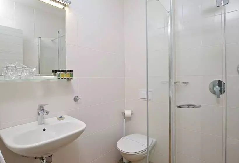 ホテル Pension Vuglec Breg