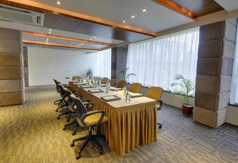 Boulevard 9 Luxury Resort & Spa