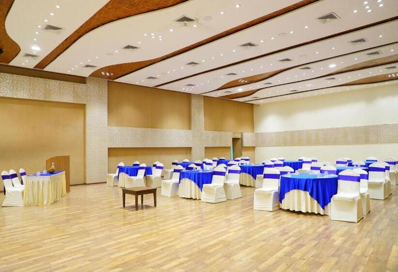 Boulevard 9 Luxury Resort & Spa