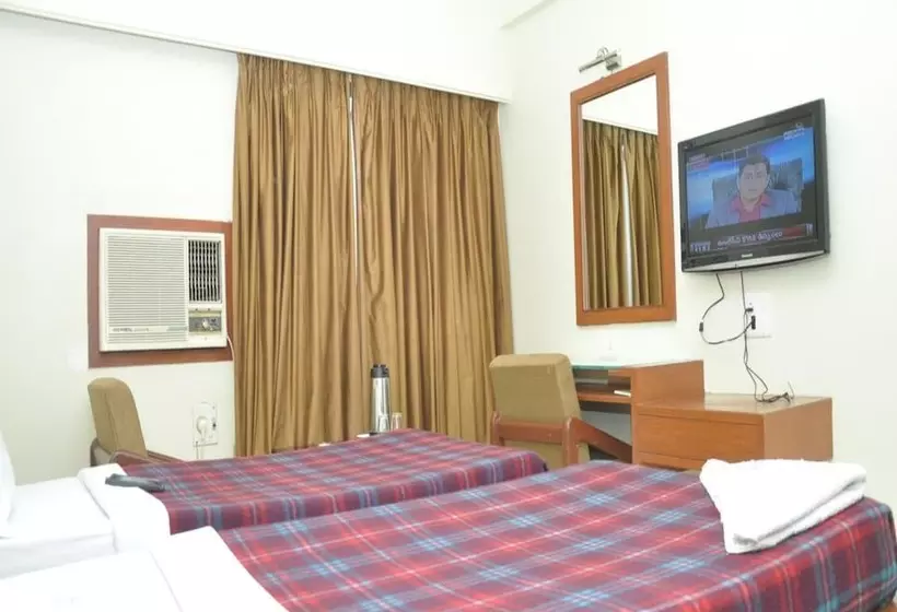 ホテル Pavani Residency