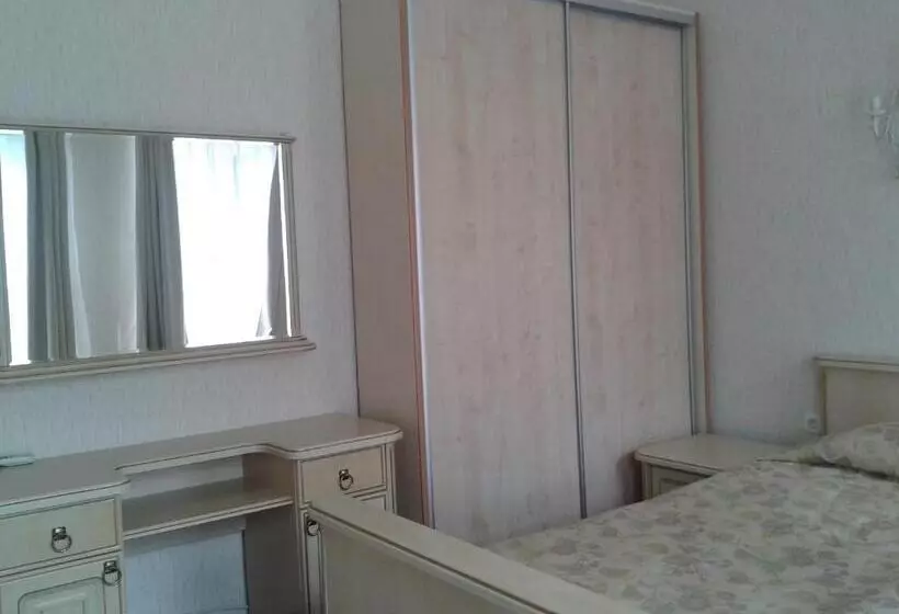 Majatalo Gnizdo Golubky