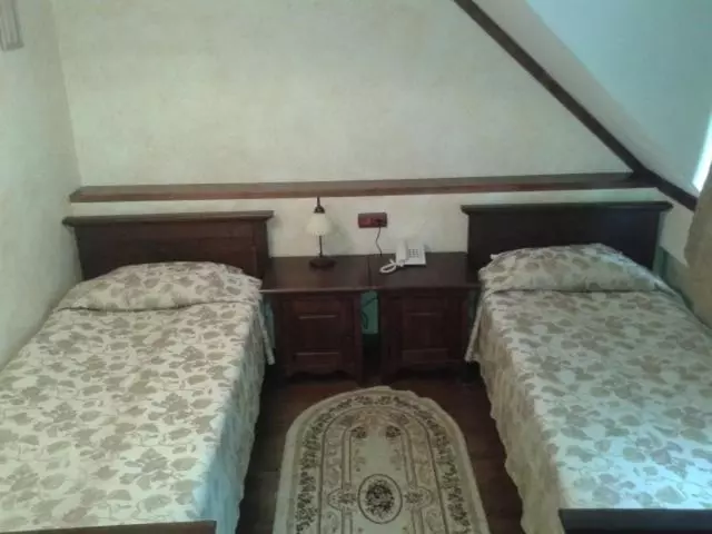 Majatalo Gnizdo Golubky